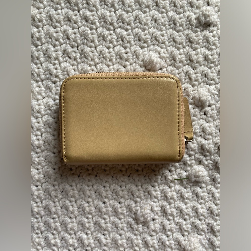 baggu short wallet in fawn